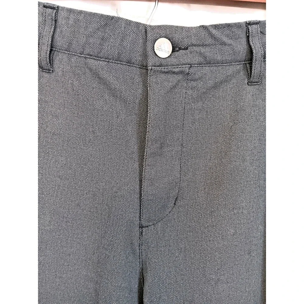 Adidas Men’s Golf Shorts 34 Gray Herringbone Stretch Performance Flat Front
